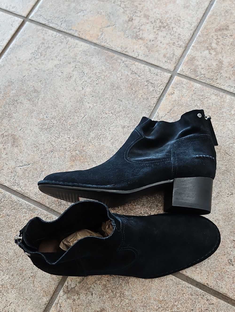 UGG Womens Bandera Black Ankle Boots Size 9.5 And NWOT
